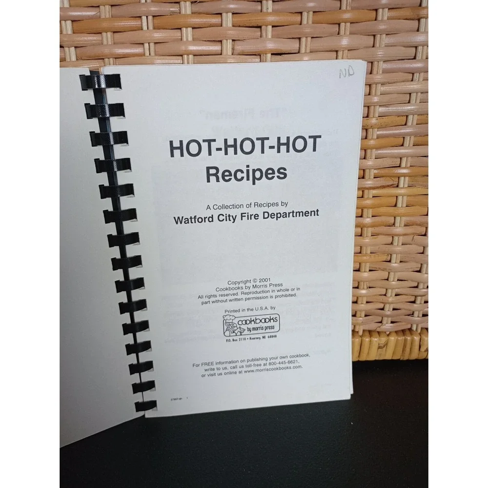 Vtg Watford City Fire Department Hot Hot Hot‎ Recipes Cookbook North Dakota 2001